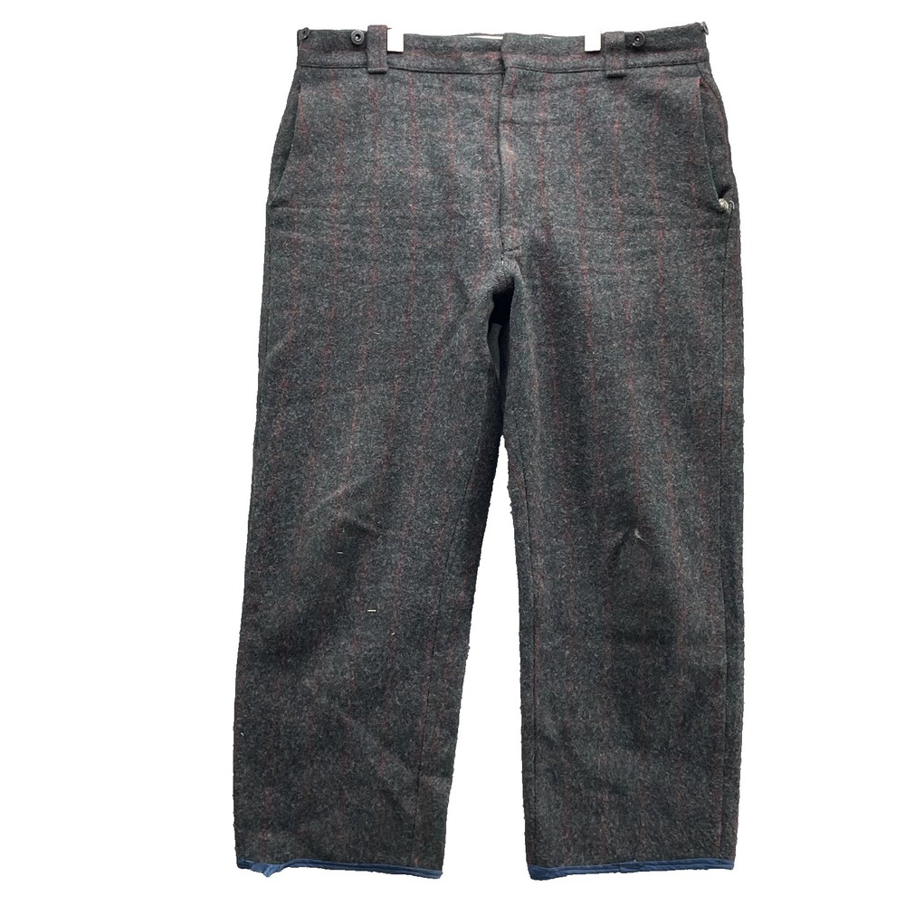 Vintage Woolrich Pants Mens 38x26* Gray Red Outdoor Workwear Hunting Made in USA